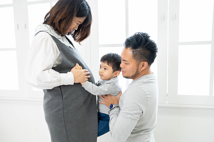 女性カメラマンが撮影